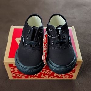 Vans - Authentic Boat Shoe